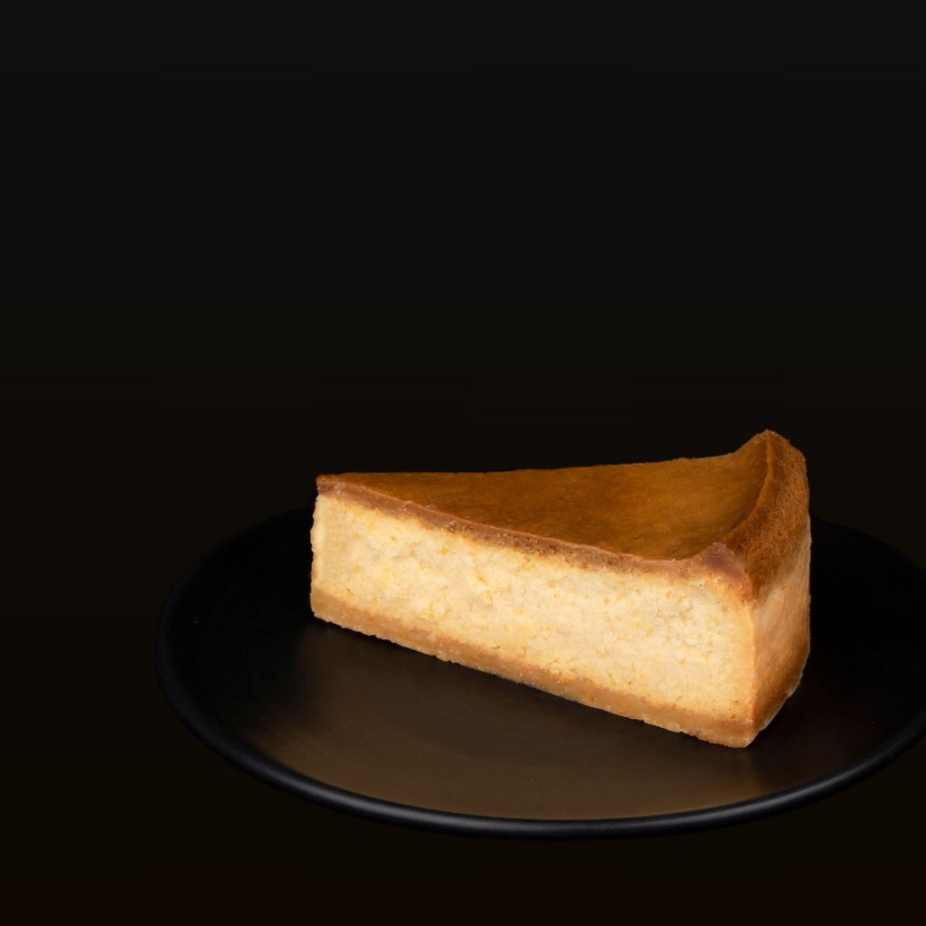 Classic Baked Cheesecake-slice